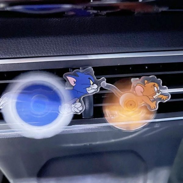 chase-motion-activated-ac-vent-spinner-animated-cat-mouse-dashboard-clip-for-car-air-vents-universal-fit-for-all-vehicles